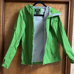 Mountain Hardwear Bright Green rain Jacket